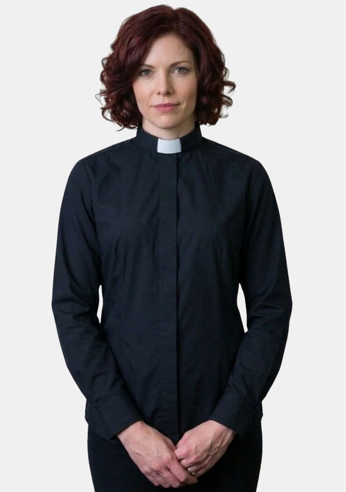 Chemise à col tab pour femme