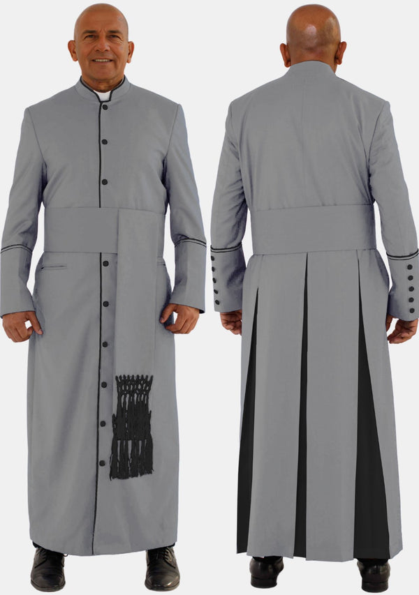 Robe grise et noire pour homme