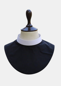 Col plastron clergé boutonné au dos
