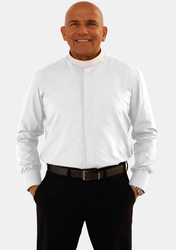 Chemise blanche à manches longues et col à bande pour homme