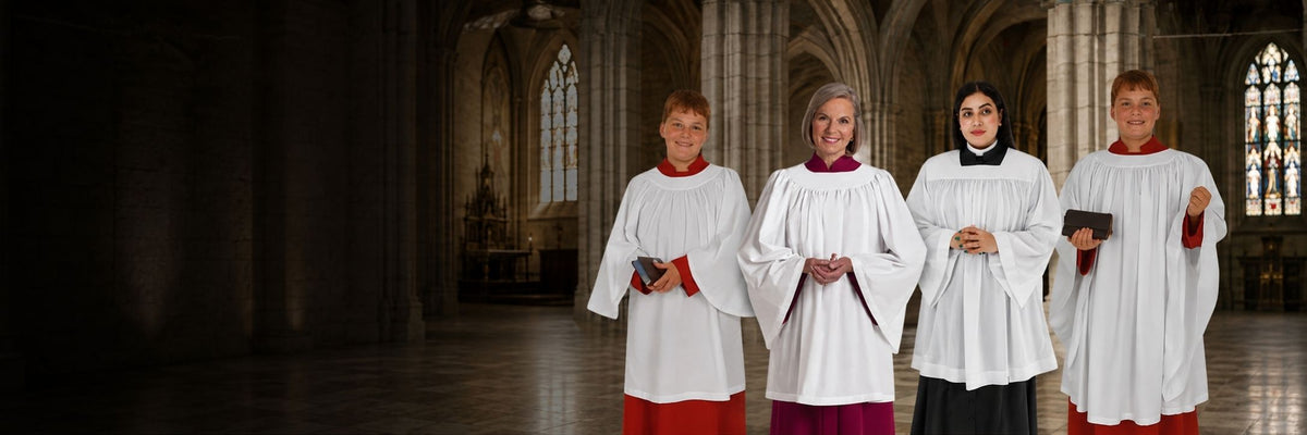 Surplis du clergé féminin