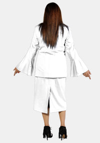 Costume d'ecclésiastique féminin à manches évasées, blanc