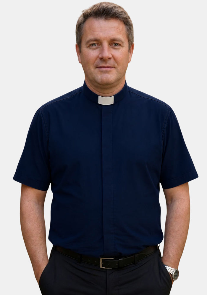 Chemise clergé dorée à manches courtes et col à patte