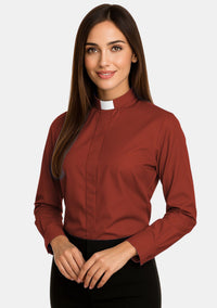 Chemise clergé à col rabattu et manches longues pour femme