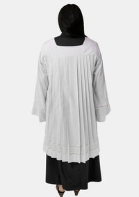 Surplis plissé clérical féminin