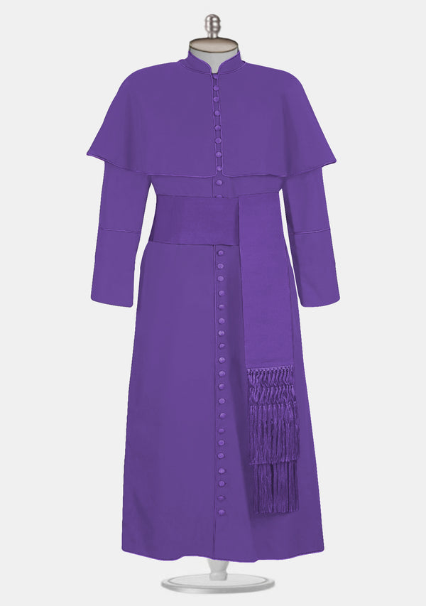 Soutane avec cape d'épaule pour un look sacré