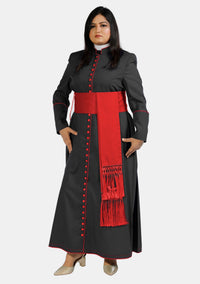 Soutane noire à passepoil rouge pour femme 