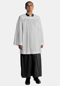 Veston à surplis et col carré