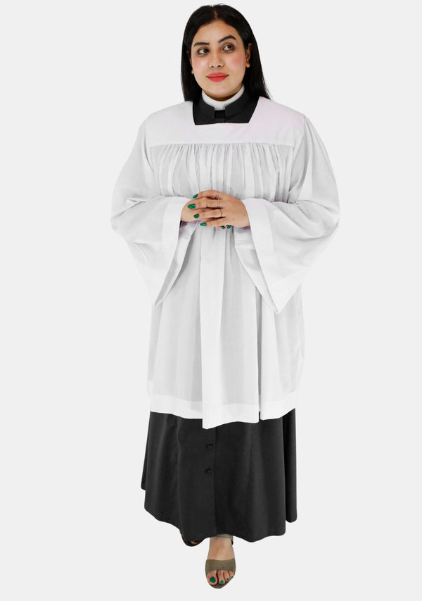 Surplis pour femme à col carré