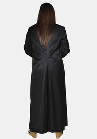 Robe de prêtre noire et rouge pour femme