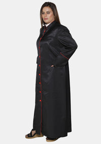 Robe de prêtre noire et rouge pour femme