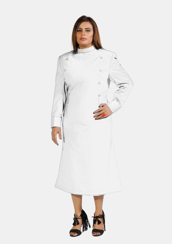 Robe de prêtre blanche pour femme avec boutons de créateur