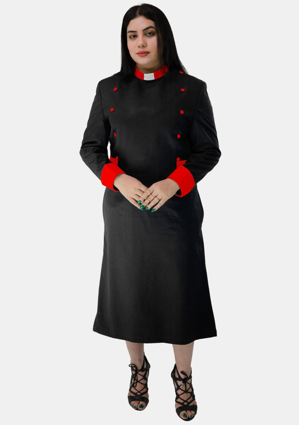 Robe de prêtre noire pour femme avec boutons rouges
