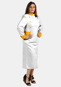 Robe de prêtre blanche pour femme avec boutons dorés
