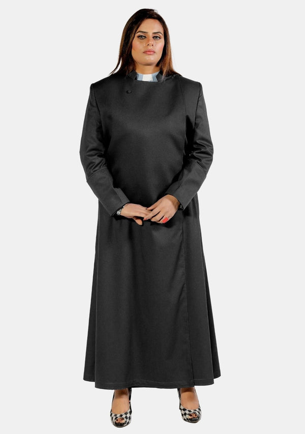 Soutane de prêtre anglican pour femmes